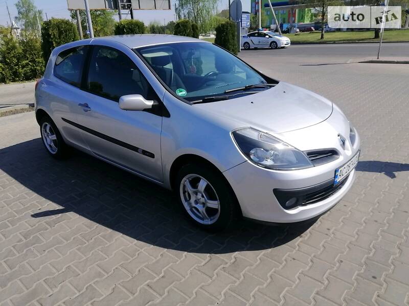 Хетчбек Renault Clio 2006 в Луцьку