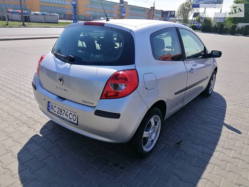 Хетчбек Renault Clio 2006 в Луцьку