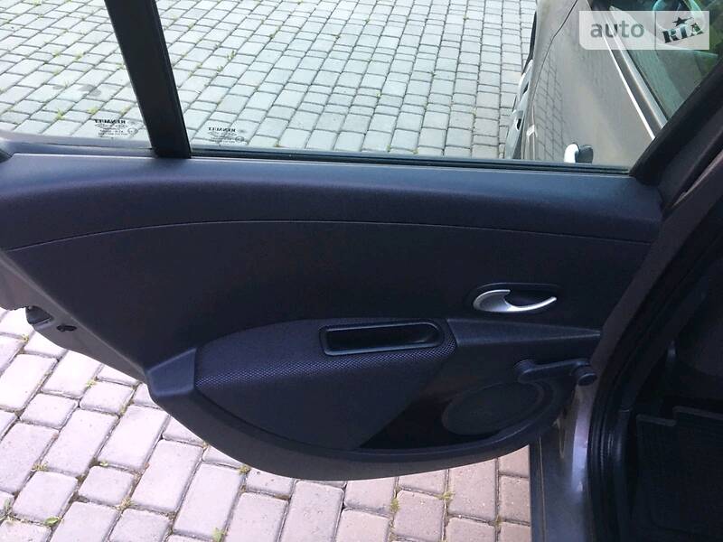 Хетчбек Renault Clio 2009 в Івано-Франківську