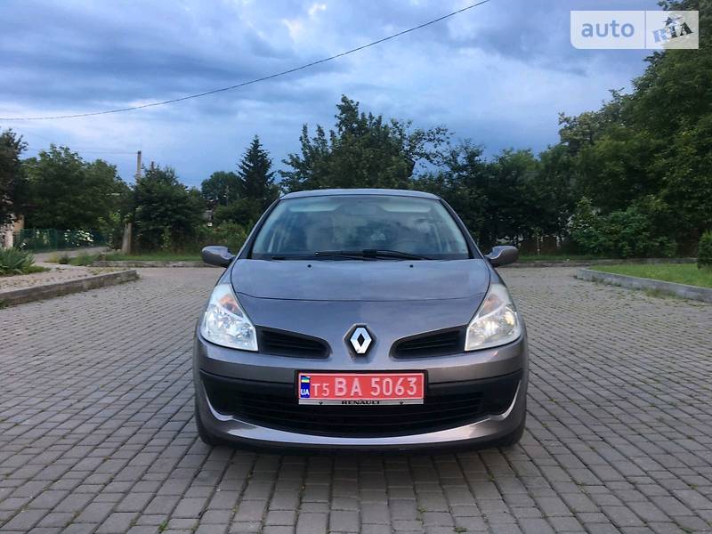 Хетчбек Renault Clio 2009 в Івано-Франківську