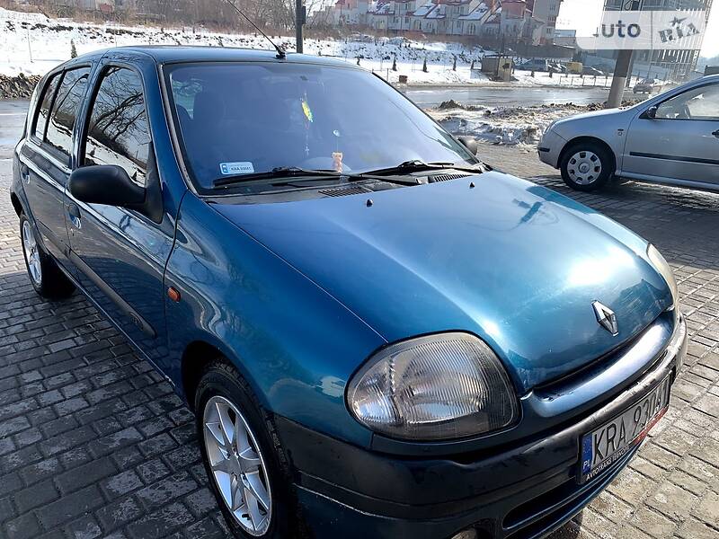 Хэтчбек Renault Clio 2000 в Тернополе