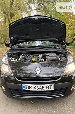 Хэтчбек Renault Clio 2012 в Ровно