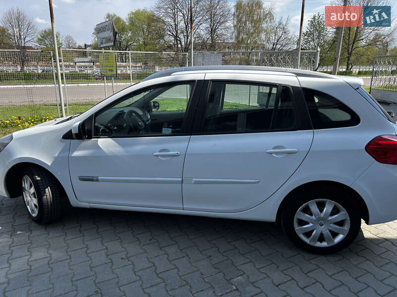 Универсал Renault Clio 2012 в Дрогобыче