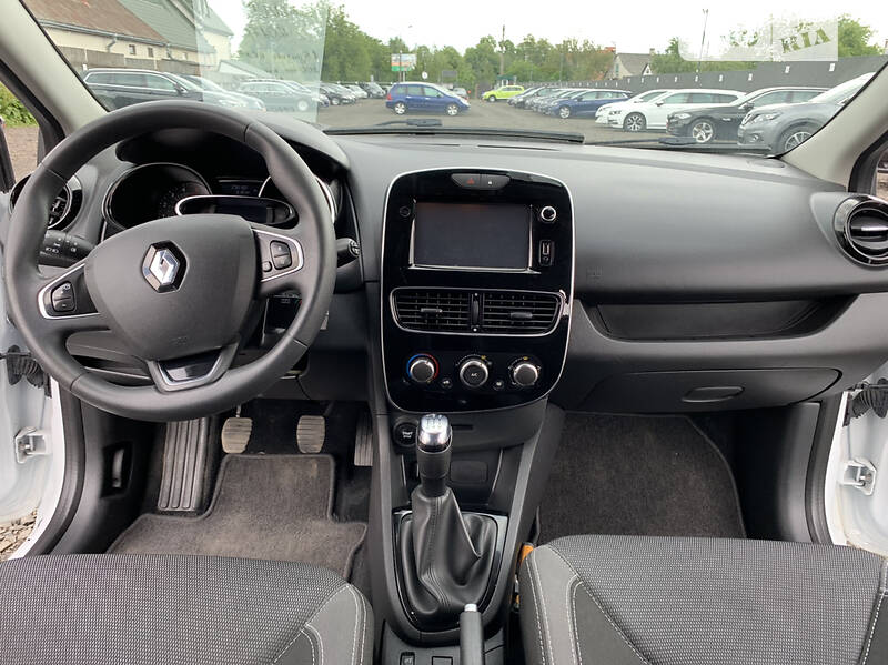 Универсал Renault Clio 2016 в Луцке