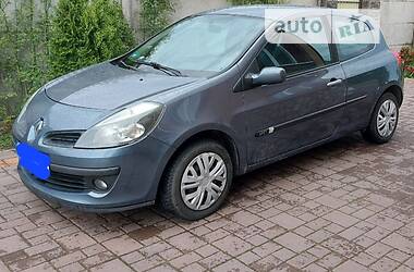 Хетчбек Renault Clio 2006 в Нетішині