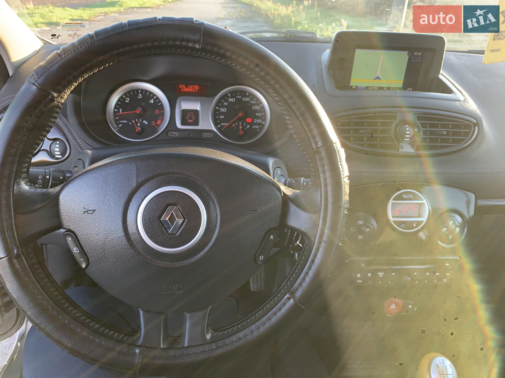 2011 Renault Clio - мініатюра 11