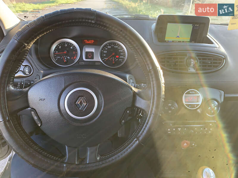 Универсал Renault Clio 2011 в Ровно фото 11 Универсал Renault Clio 2011 в Ровно