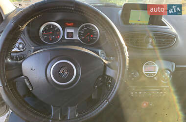 Универсал Renault Clio 2011 в 