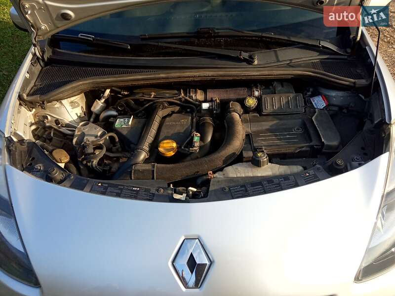 Универсал Renault Clio 2011 в Снятине