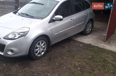 Хэтчбек Renault Clio 2011 в 
