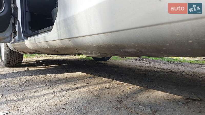 Хетчбек Renault Clio 2011 в Тернополі