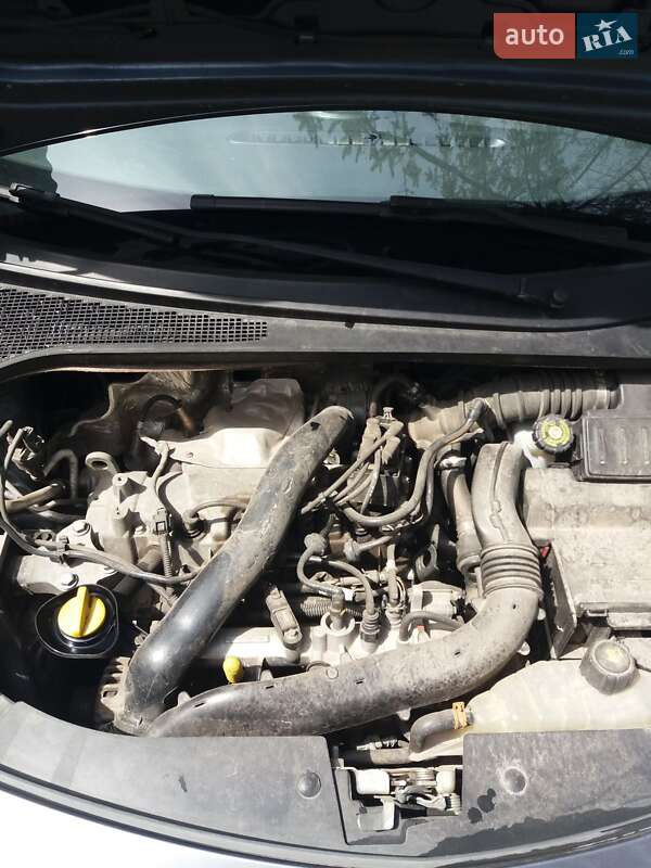 Універсал Renault Clio 2010 в Хмільнику