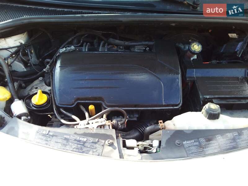 Хэтчбек Renault Clio 2011 в Тернополе