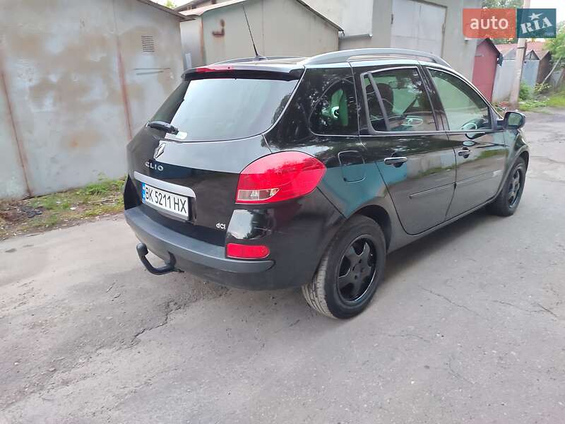 Универсал Renault Clio 2012 в Ровно