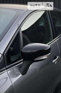 Хетчбек Renault Clio 2013 в 