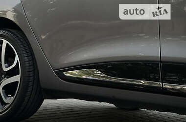 Хетчбек Renault Clio 2013 в 