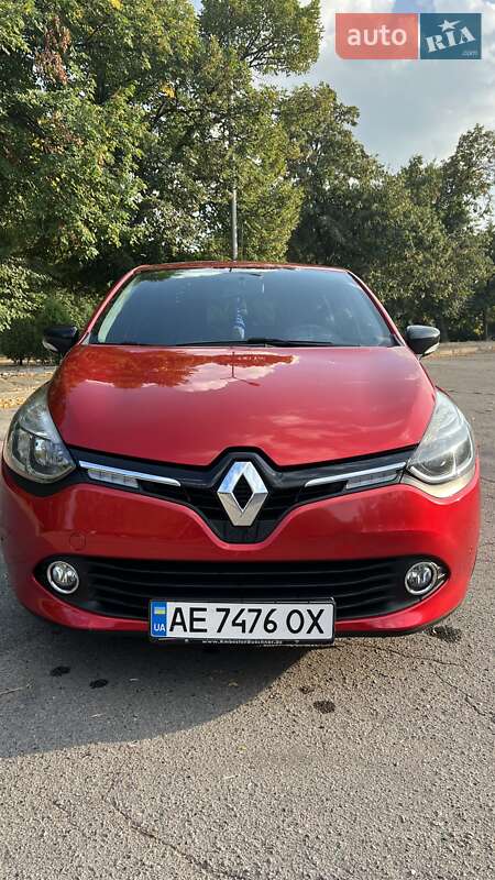Хэтчбек Renault Clio 2016 в Днепре