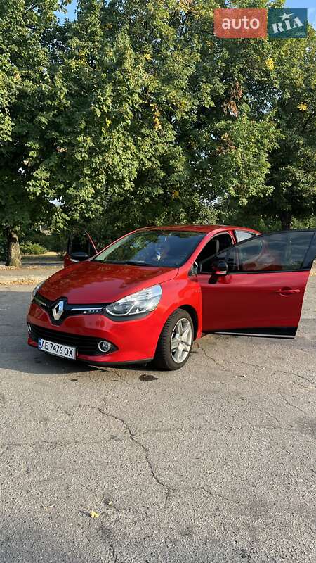 Хэтчбек Renault Clio 2016 в Днепре
