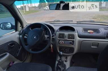 Хэтчбек Renault Clio 2003 в Близнюках