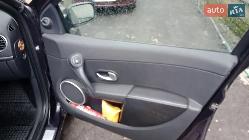 Renault Clio 2006 VIN VF1BRC90H36846436 фото оголошення 11 з 51