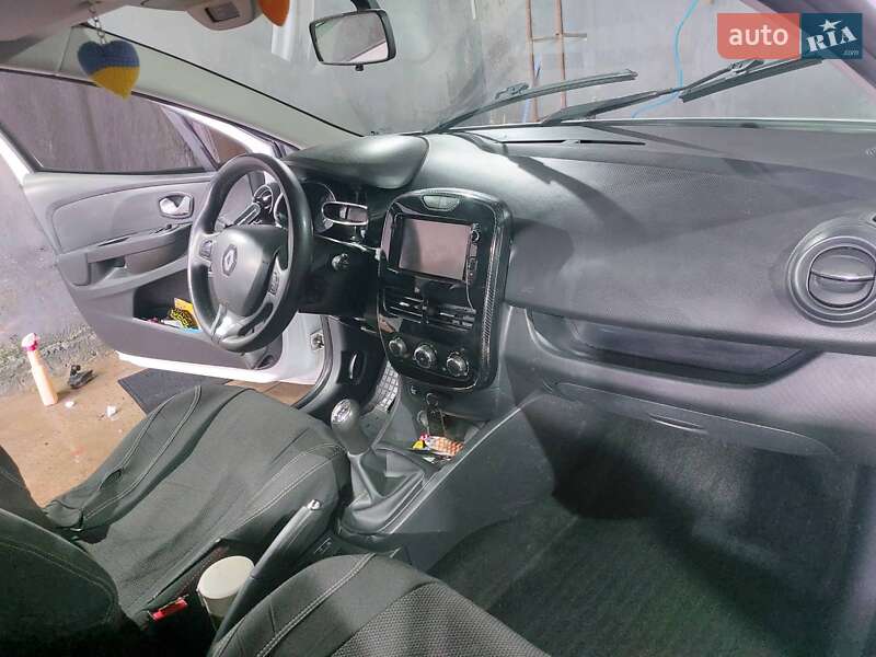 Хэтчбек Renault Clio 2014 в Врадиевке