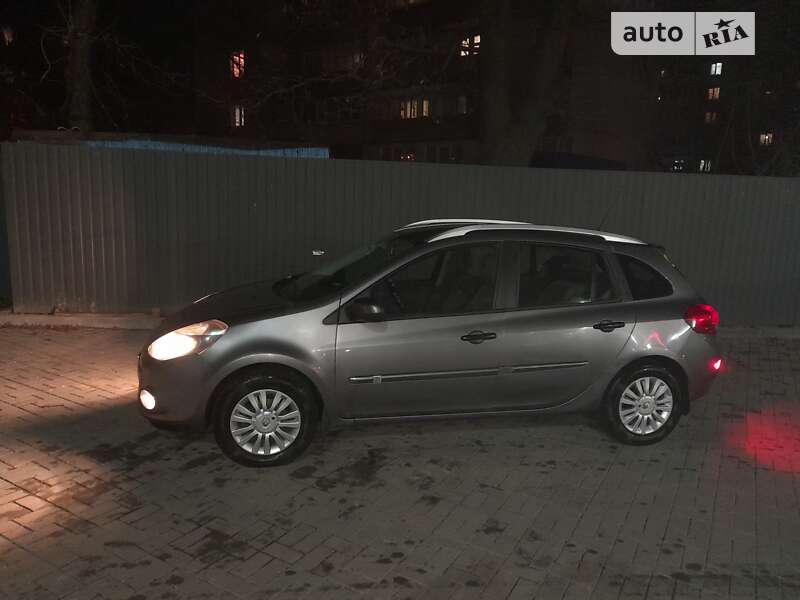 Универсал Renault Clio 2009 в Хмельницком
