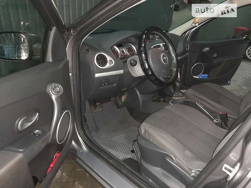 Универсал Renault Clio 2009 в Хмельницком