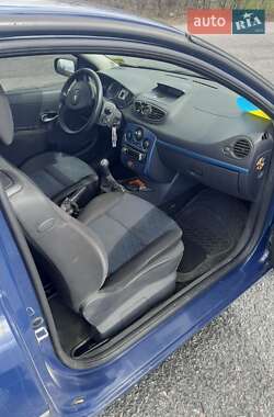 Хэтчбек Renault Clio 2008 в 