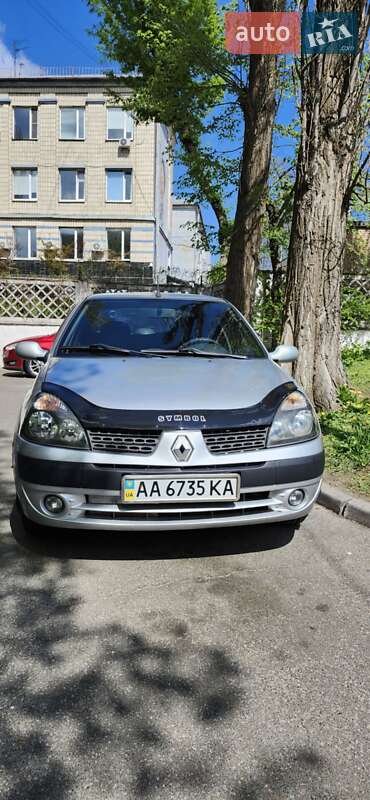 Седан Renault Clio 2005 в Киеве фото 12 Седан Renault Clio 2005 в Киеве