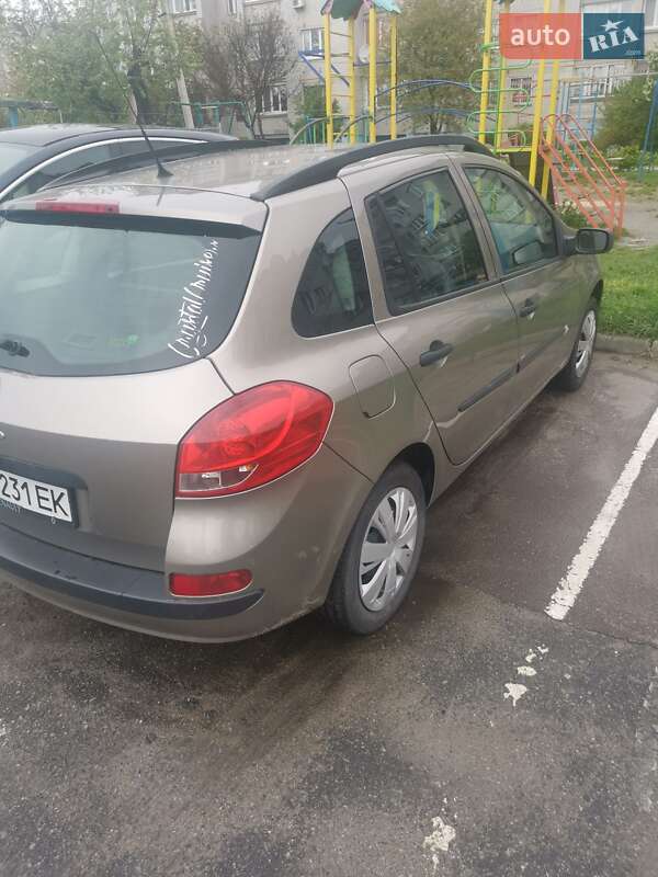 Универсал Renault Clio 2009 в Житомире