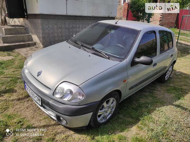Хэтчбек Renault Clio 2000 в Черновцах