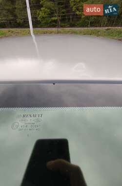 Седан Renault Clio 2006 в 