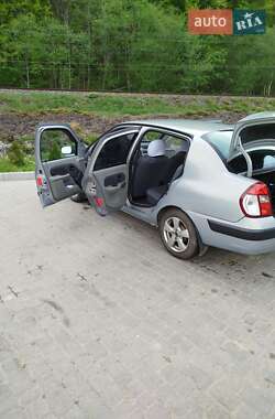 Седан Renault Clio 2006 в Ивано-Франковске