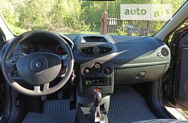 Хэтчбек Renault Clio 2008 в Львове