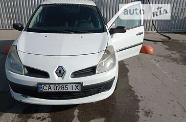 Хэтчбек Renault Clio 2007 в Киеве