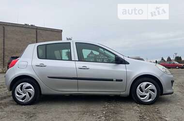 Хэтчбек Renault Clio 2008 в Львове