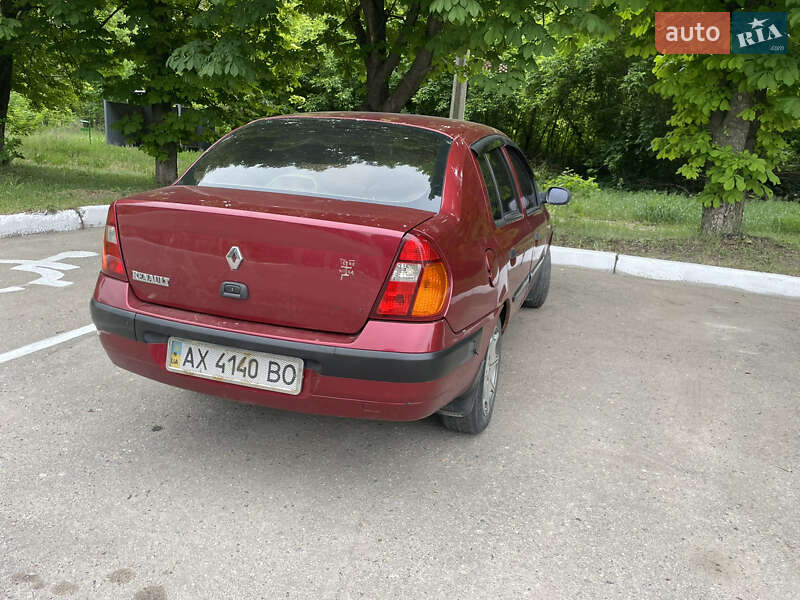 Хэтчбек Renault Clio 2002 в Харькове