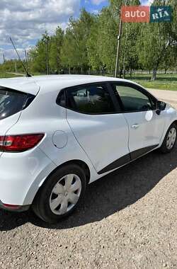 Хэтчбек Renault Clio 2015 в Стрые