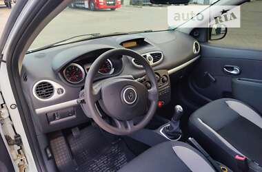 Хэтчбек Renault Clio 2010 в Черновцах