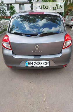 Хэтчбек Renault Clio 2010 в Житомире