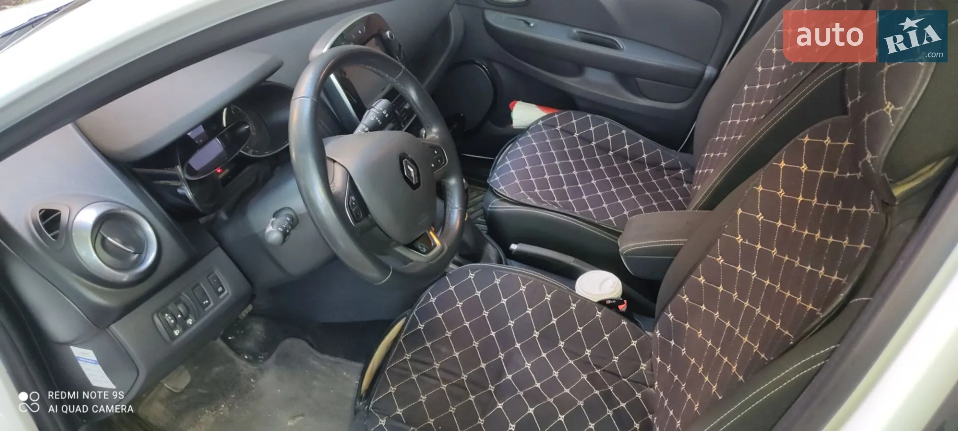 2016 Renault Clio - мініатюра 9