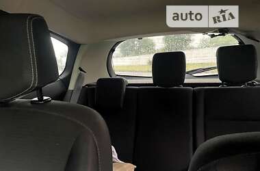Хэтчбек Renault Clio 2009 в 