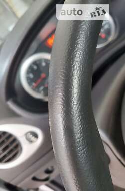 Хэтчбек Renault Clio 2009 в 