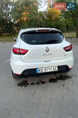 Хэтчбек Renault Clio 2013 в 