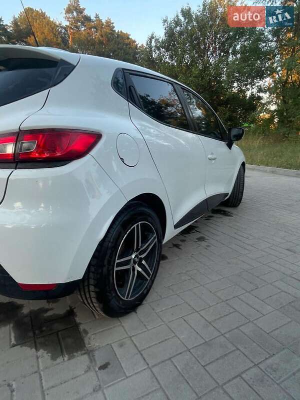 Хэтчбек Renault Clio 2013 в Днепре