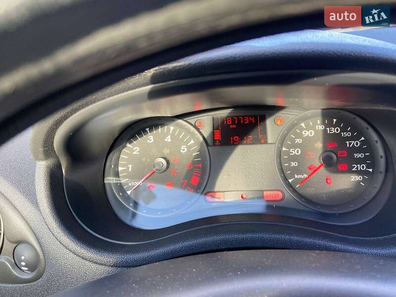 Хэтчбек Renault Clio 2010 в Львове фото 14 Хэтчбек Renault Clio 2010 в Львове