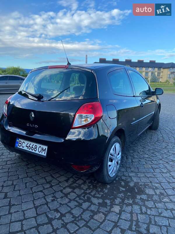 Хэтчбек Renault Clio 2010 в Львове фото 18 Хэтчбек Renault Clio 2010 в Львове