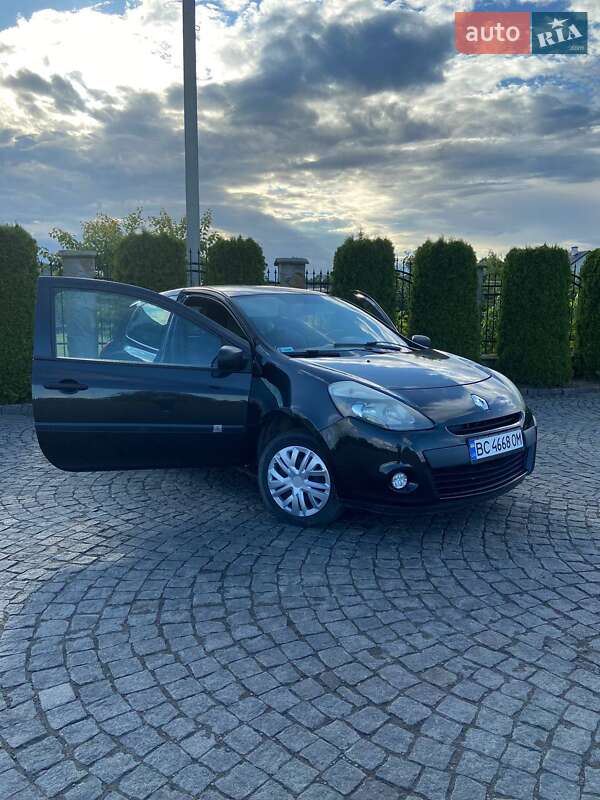 Хэтчбек Renault Clio 2010 в Львове фото 11 Хэтчбек Renault Clio 2010 в Львове