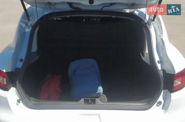 Хэтчбек Renault Clio 2014 в 