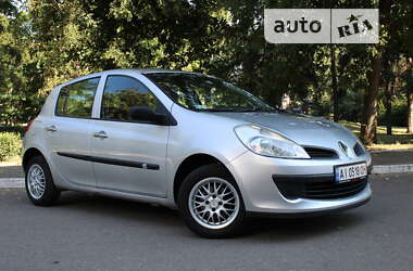 Хэтчбек Renault Clio 2009 в Киеве